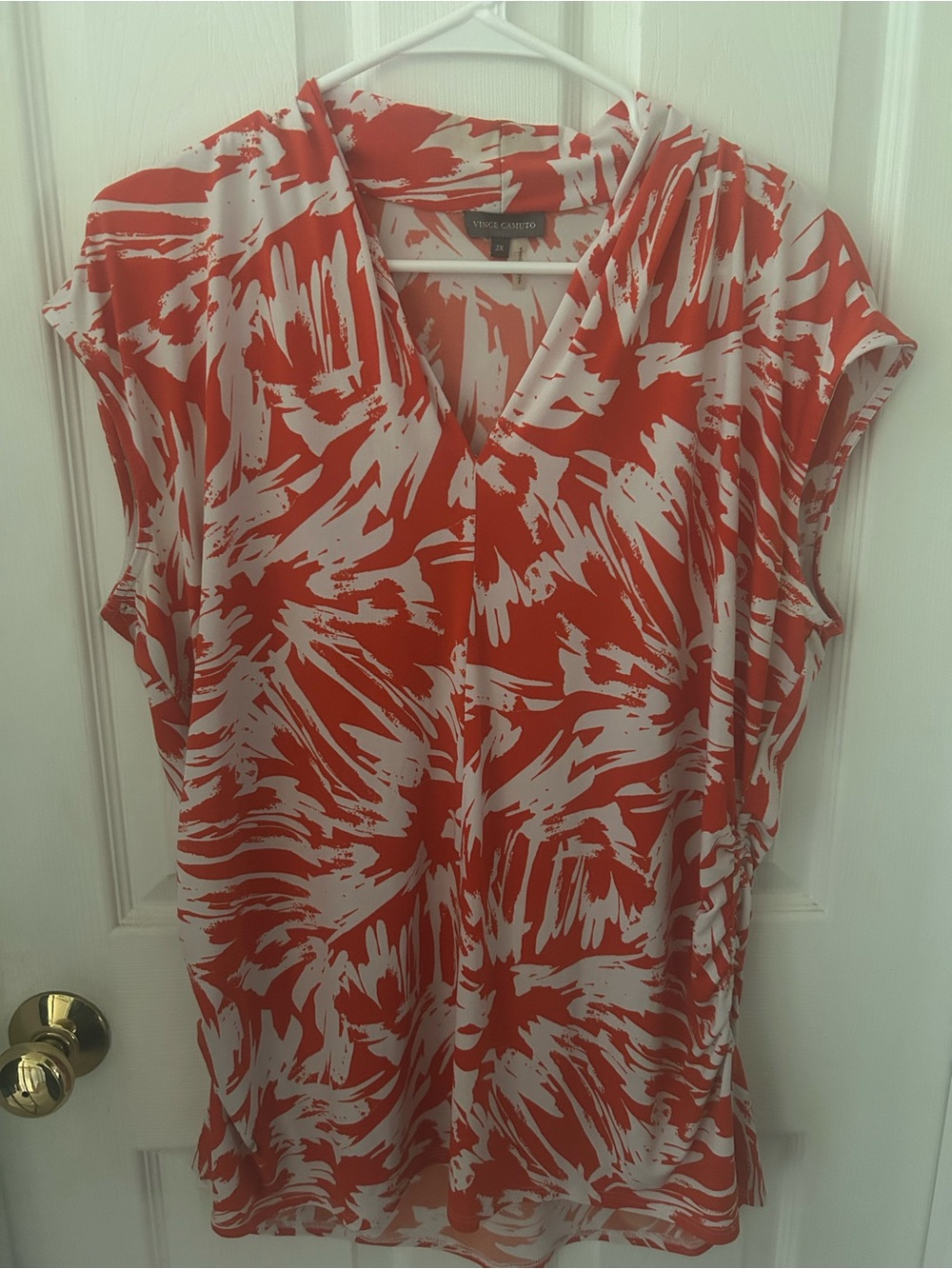 Vince Camuto Coral-Red & White Abstract V-Neck Blouse